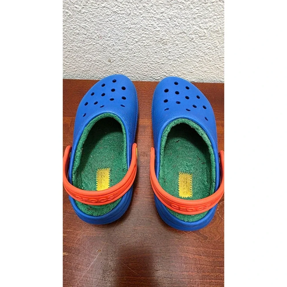 Crocs Kids‎ Blue Clogs Blue Orange Strap & Green Fleece Lining Size j 1